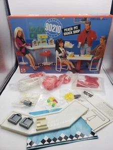 #10178 RARE Vintage Mattel Beverly Hills 90210 Peach Pit Playset read descript - Picture 1 of 24
