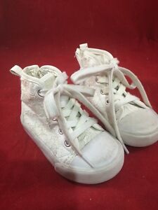 Old navy white lace high top tennis shoes size 13.5