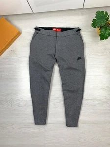 Pantalones cortos de vellón Nike Tech para hombre talla M - Imagen 1 de 13