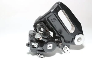 Pinza de freno trasera 17-21 Ktm 390 Rc con soporte de montaje OEM - Imagen 1 de 8