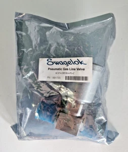 SWAGELOK pneumatic gas line valve 6LVV-DPFR4-P1-C - Picture 1 of 5