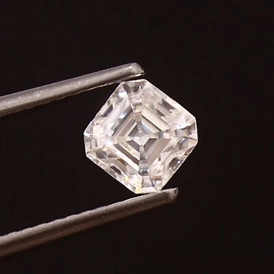 White D Color Moissanite Asscher Cut VVS1 Lab Created Diamond Gemstone 5x5 MM - Image 1 of 4