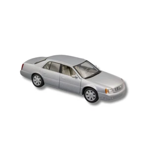 1/18 CADILLAC DEVILLE DTS 2000 MAISTO 36877 EXTREMELY RARE - Foto 1 di 1