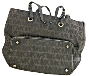 Bolso de Mano Michael Kors Grande con Monograma Negro - Imagen 1 de 5