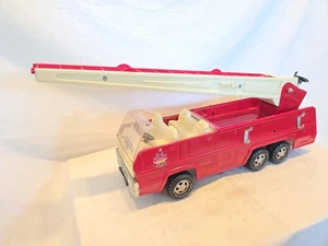 Vintage 1970's Tonka Aerial/Ladder Fire Truck Toy Model# 32202 Great Condition - Picture 1 of 17