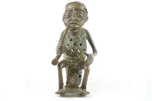 Antique Bronze African Scultpure of a Man Smoking a Pipe - Picture 1 of 3