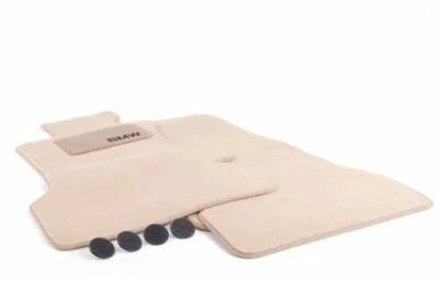 Nuevo juego de 4 alfombrillas OEM BMW 2003-2010 BMW SERIE 5 E61 vagón beige Foto 1 de 4