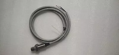 Allen-Bradley  871TM-DH8CE18-A2 SER A Inductive Proximity Sensor - Image 1 of 4