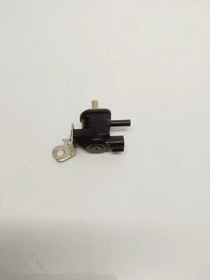 Electroválvula de purga de vapor de combustible Lexus GS 350 2015 OEM 90910-12276 Foto 1 de 4