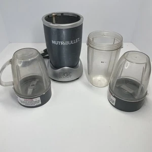 Frullatore NutriBullet Magic Bullet NB-101S 600W con 3 tazze e due lame testato - Foto 1 di 8