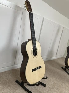 Classical Guitar #48 hand built by the Edinburgh luthier Lindsay Mckay - Picture 1 of 21
