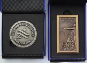 2002 Salt Lake City OLYMPIC & PARALYMPIC WINTER GAMES Participation Medals - Picture 1 of 10