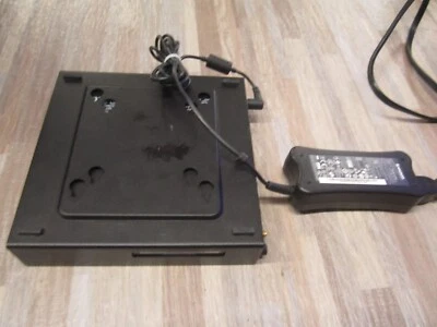 Lenovo ThinkCentrRE Tiny Intel Core i3  4GB RAM 500GB HDD PC - Image 1 of 4