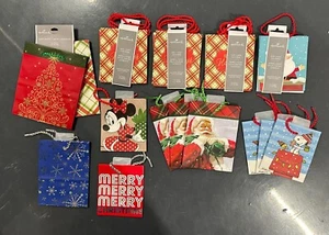 LOT OF 23 NWT Hallmark Christmas Gift Card Holder/Small Gift Mini Bags VARIETY - Picture 1 of 1