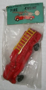 Mini Polythene Toy Fire Engine Plastic 1960s Nos New in Bag Dime Store Hong Kong - Bild 1 von 4