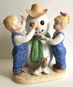 1985 Denim Days "OUR SNOWMAN" by HOMCO #1508 Porzellan Weihnachtsfigur Vintage - Bild 1 von 10