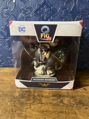 Wonder Woman Q-Fig MAX Figura Superhéroe Estatua Coleccionable Nueva en Caja Exclusiva de LC Foto 1 de 4