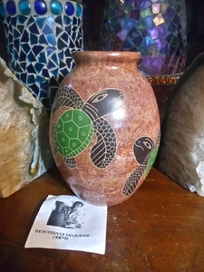 7" Vintage Carlos Lopez Hand carved Sea Turtle Nicaraguan Vase San Juan Nice! - Picture 1 of 15