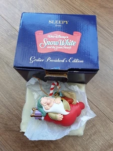 Disney Grolier President's Edition Snow White - Sleepy -Christmas Tree Ornament - Foto 1 di 2