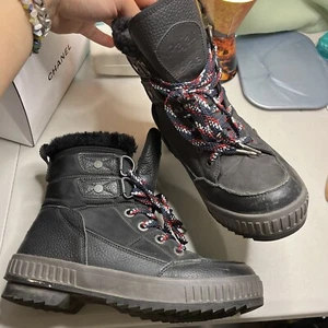 Pajar Snow boots Made In Canada Size 9-9 1/2 W Basically New - Picture 1 of 10