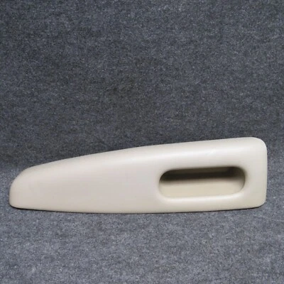 2006-2008 Kia Optima RH Passengers Side Front Door Arm Rest Beige Vinyl 69306 - Image 1 of 4