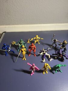 Power Rangers Action Figure Lot of 12 - 3.5 inch  - 2007 - with Yellow Cheetah