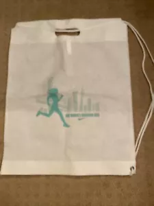 Nike Women’s Marathon 2012 String Bag - Picture 1 of 4