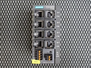 Original SIEMENS NET SCALANCE X208, 6GK5208-0BA10-2AA3 #VW2 - Bild 1 von 3