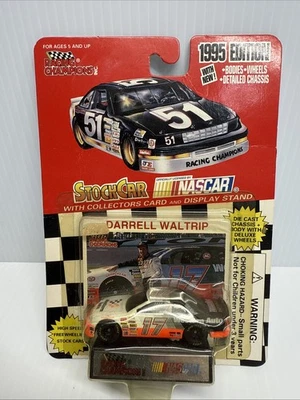 1995 NASCAR Racing Champions  #17 Darrell Waltrip Western Auto  1/64 Diecast Car - Image 1 of 4
