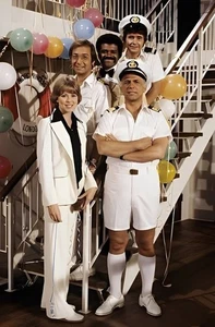 SELTENE FARBSTILLBESETZUNG FERNSEHER THE LOVE BOAT - Bild 1 von 1