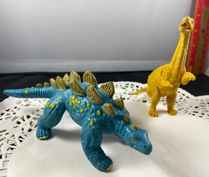 Plastic Animals Figurines Dinosaurs - Picture 1 of 5