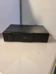 Mercedez-Benz CD Changer 6 Disc MC3010 OEM R230 SL500 C320 S430 Not Tested - Bild 1 von 9