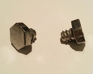 2 x BEYBLADE METAL FACE BOLT HIGH PERFORMANCE ACCESSORY NEW - Picture 1 of 1