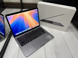 Apple MacBook Pro Retina 13.3" 2020 1TB SSD 32GB Ram 2.3GHz Core i7 - Space Grey - Picture 1 of 19