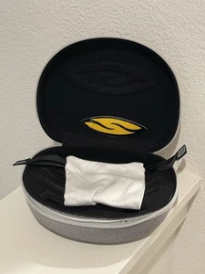 Smith Optics TLT Pivlock V2 Gray Zippered Sunglasses Case and Soft Pouch - Picture 1 of 13