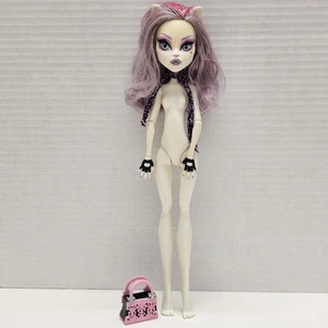 Monster High Scaris City of Frights Catrine DeMew Daughter a Werecat DAMAGED - Bild 1 von 9