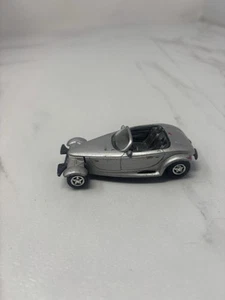 Johnny Lightning 2001 Plymouth Prowler Pamela Anderson VIP Vallery Irons TV Show - Picture 1 of 5