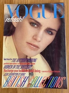 Vogue Magazine: February 1982 UK. British Collections. Juli Foster cover - Foto 1 di 13