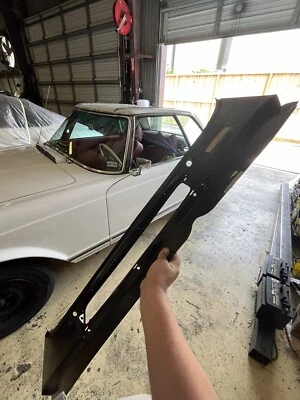 Deflector delantero Mercedes Benz W113 230SL 250SL 280SL nuevo 1136200004 Foto 1 de 4