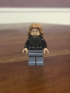 Lego Sharon Carter Agent 13 Minifigure 76051 - Picture 1 of 3