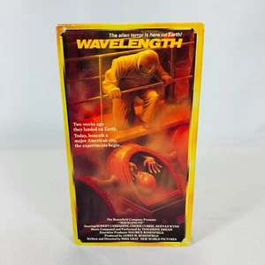 WAVELENGTH VHS ROBERT CARRADINE CHERIE CURRIE  EMBASSY VIDEO Sci Fi Aliens 1992 - Picture 1 of 10