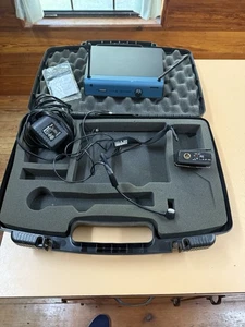 Shure UT1-TC sistema wireless UT4A-TC microfono auricolare dinamico custodia WH20/PS20 - Foto 1 di 14