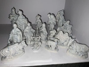 Vintage Atlantic Mold Nativity Set Blue High Gloss Finish 16 piece - Picture 1 of 8