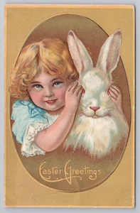 Ostergrüße junges Mädchen bedeckt Osterhase Hasenaugen Postkarte - Bild 1 von 4