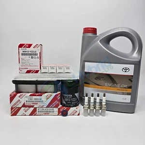 Genuine Toyota Celica 1.8L ZZT231 Service Kit 2000-2005 With 5W30 & Spark Plugs - Picture 1 of 1