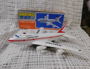VINTAGE  POTY BOEING 747SP FLYING PLANE BATTERY OPERATED PT697 MADE IN TIAWAN - Picture 1 of 3