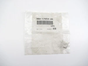 YAMAHA NOS SNOWMOBILE VMAX 500 600 VK540 PRIMARY SHEAVE SPACER 8BW-17654-20 - Picture 1 of 2