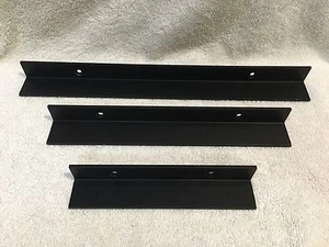 4 PUCK Hockey Hanger HOLDER DISPLAY AUTOGRAPHED WALL MOUNT Holds 4 Pucks - Picture 1 of 5