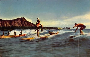 Hawaii - HONOLULU - Surfen am Waikiki Beach - Publ. Hawaii Service - Bild 1 von 2