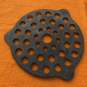 Unmarked 7.25” Cast Iron Dutch Oven or Pot Trivet - Picture 1 of 7